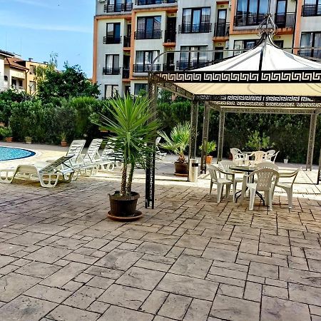 Pool Apartment Amadeus Lux Slantschew brjag Exterior foto