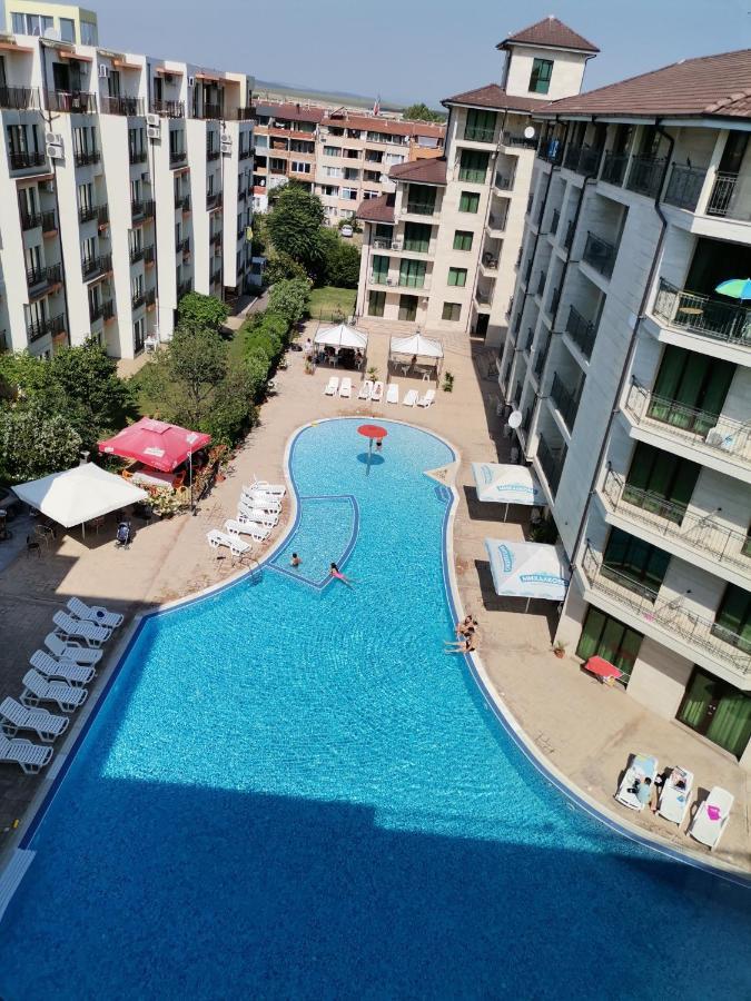 Pool Apartment Amadeus Lux Slantschew brjag Exterior foto