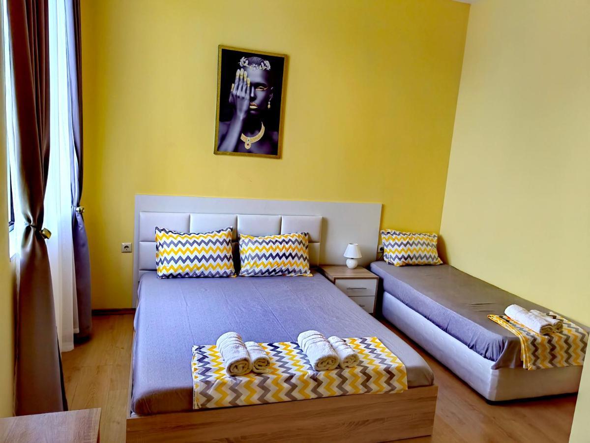 Pool Apartment Amadeus Lux Slantschew brjag Exterior foto